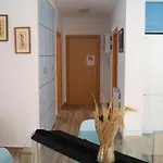 Y Sus 2 Catedrales 萨拉戈萨