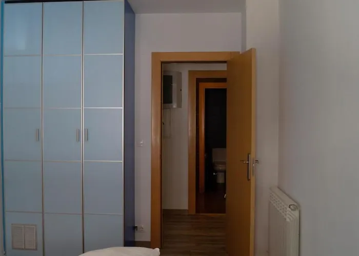 Y Sus 2 Catedrales 公寓